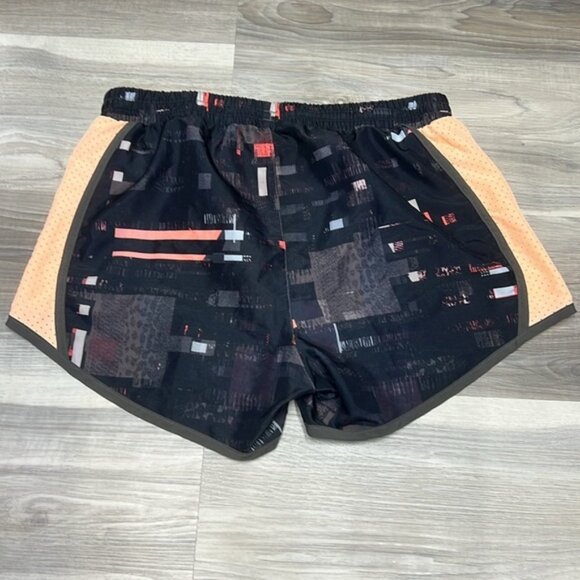 Under Armour athletic shorts size XS - Picture 5 of 6